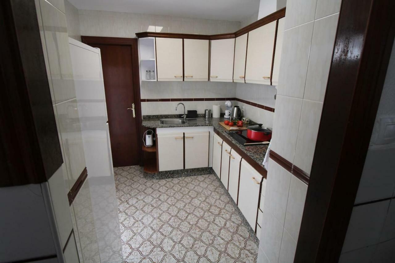 Big Apartment With Unique Patio Near Santa Barbara Castle Alicante Eksteriør billede